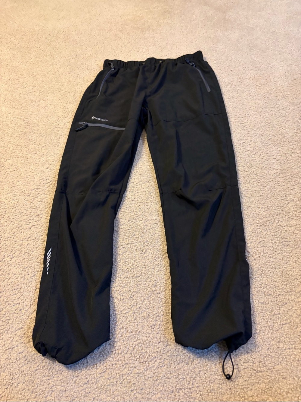 Men's Black Wind-Resistant Joggers with Secure Zip Pockets